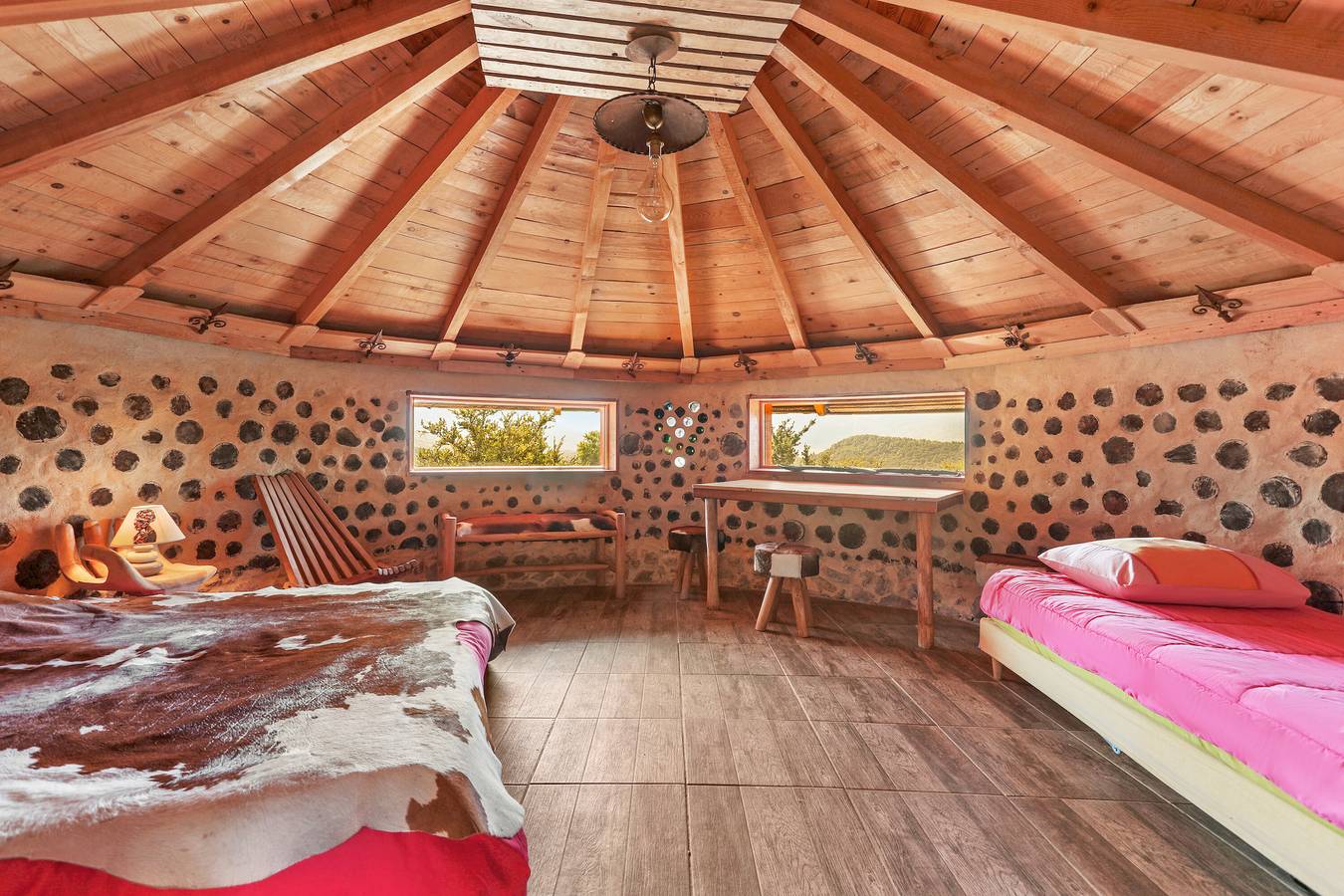 Caravan 'Case Africaine' with Mountain View, Shared Terrace and Wi-Fi in Bargème, Verdon Regional Natural Park