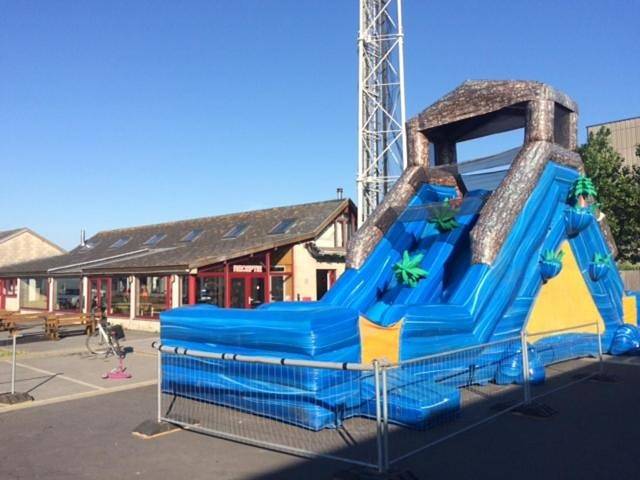 Camping pour 5 personnes, avec jardin et vue en Mer du Nord (Belgique) - 4