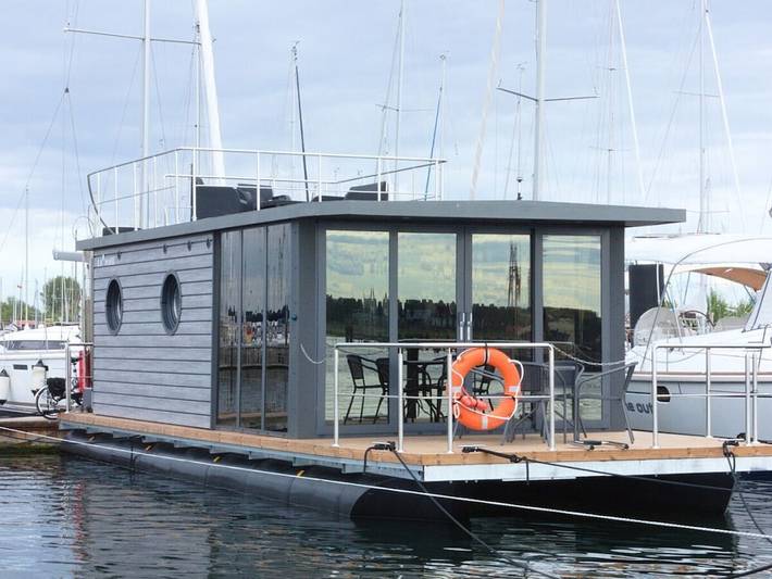 Hausboot für 6 Personen, mit Terrasse an der Kieler Bucht