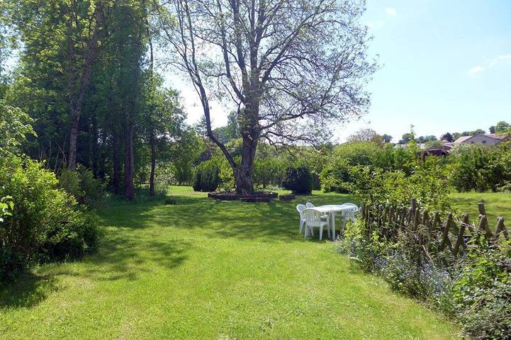 Gîte pour 8 personnes, avec jardin dans Haute-Marne - 4