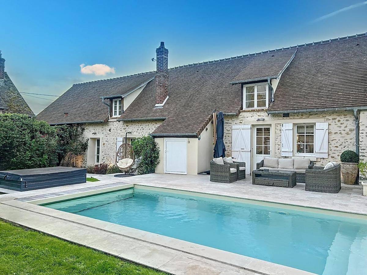 Villa in Courcelles-lès-Gisors, Oise