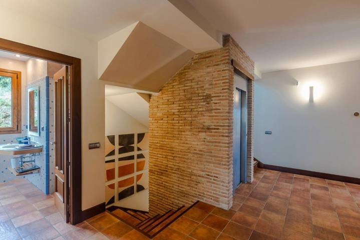 Casa rural para 6 personas, con Balcón y Terraza además de Jardín y Piscina en La Línea de la Concepción - 2