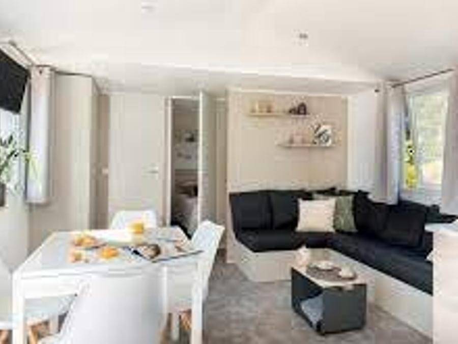 Camping Country Parktouquin - Mobilhome 4 personnes - Castel Palace**** Sans terrasse in Touquin, Seine-et-Marne