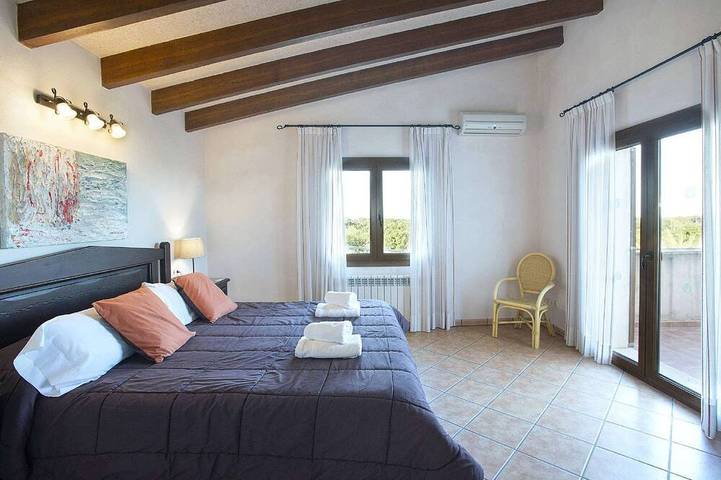 Sa Marina - Sechs Schlafzimmer Villa, Schläft 12 in Cala Mitjana, Felanitx