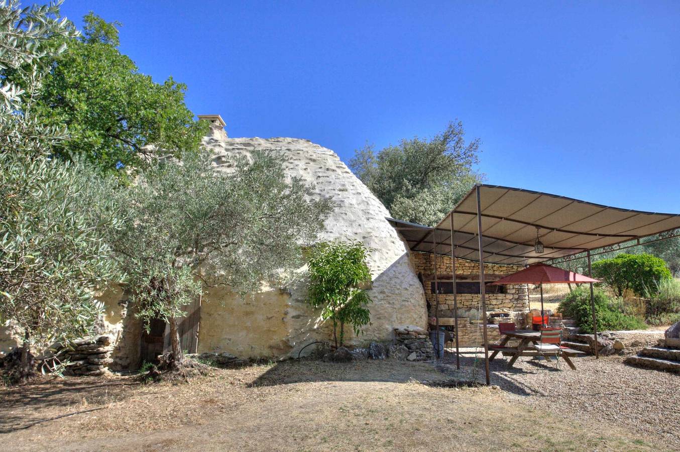 Ganze Ferienwohnung, Bergerie provencale, 4pers, piscine in Gordes, Regionaler Naturpark Luberon