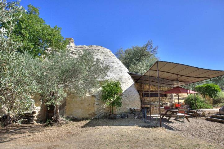 Ferienwohnung für 4 Personen, mit Garten, kinderfreundlich in Gordes