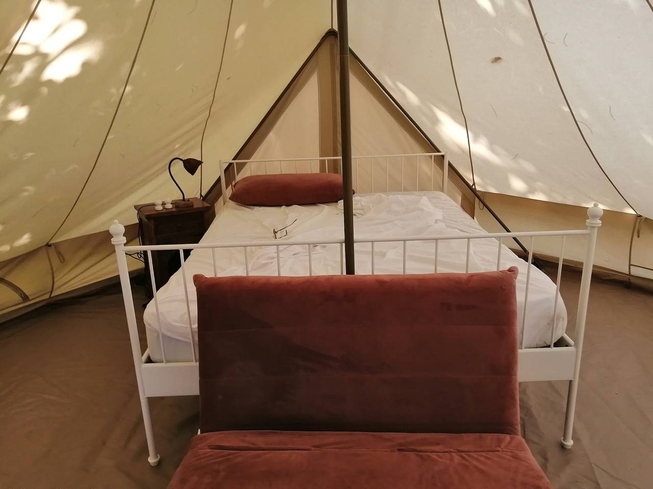 Appartement de vacances "Glamping C Selva Tenda Castagno" avec piscine privée in Bene Lario, Province de Côme