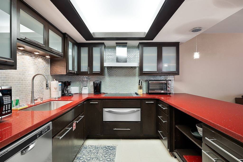 Ganze Wohnung, Remodeled Beachfront Condo with Pool & Views! in South Padre Island, Laguna Madre