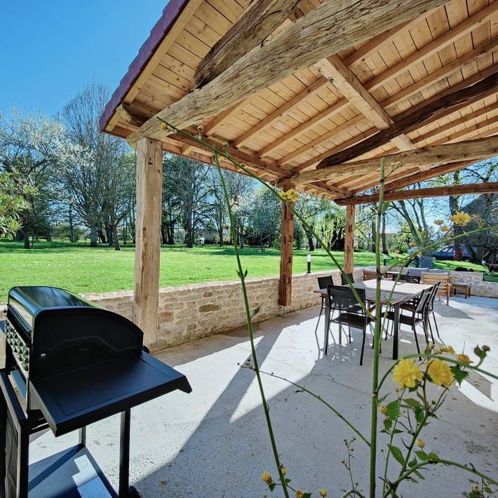 Gîte pour 6 personnes, avec jardin et terrasse, animaux acceptés à Saint-Loup-Géanges - 4