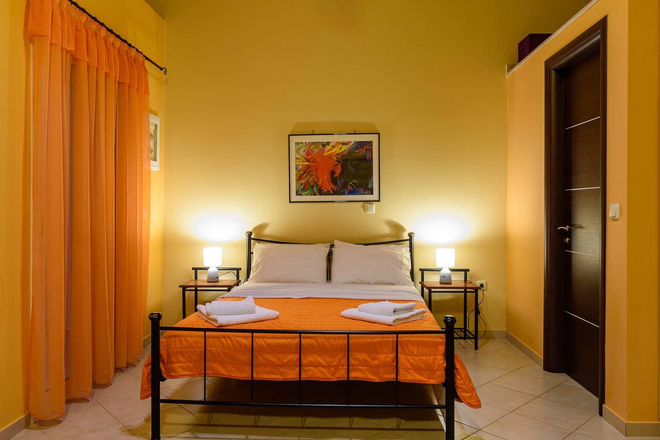 Ganzes Studio, Terpsi Studio 4 - Kyparissia Garden Retreat in Golf von Kyparissia