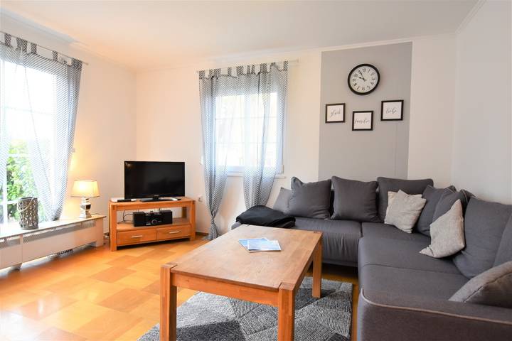 Ferienhaus für 6 Personen, mit Terrasse und Garten in Kellenhusen - 2