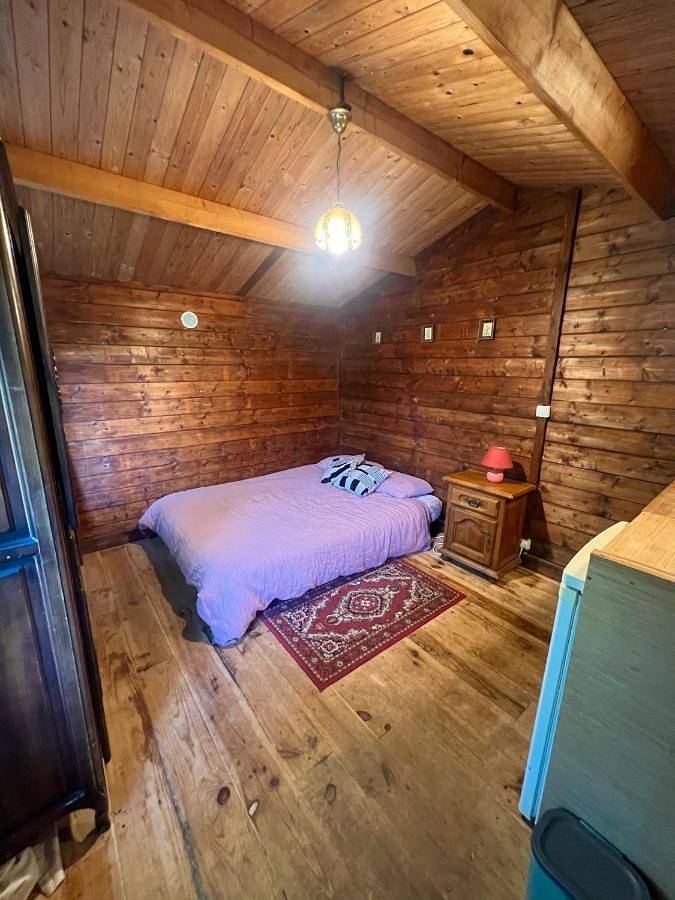 Location de vacances pour 2 personnes, avec Terrasse ainsi que Jardin et Vue à Sumène - 3