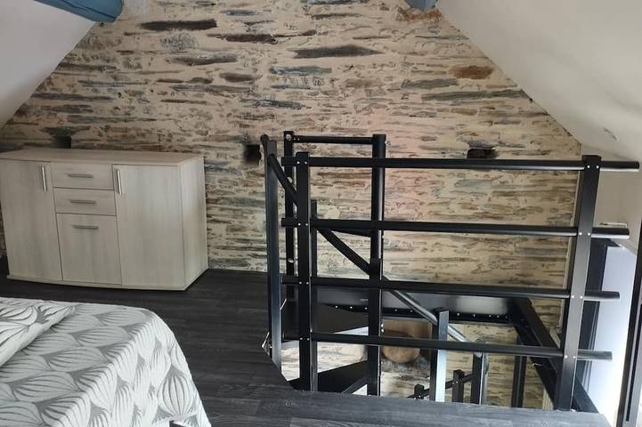 Location de vacances pour 7 personnes, avec jardin et piscine à Saint-Jean-des-Mauvrets - 2