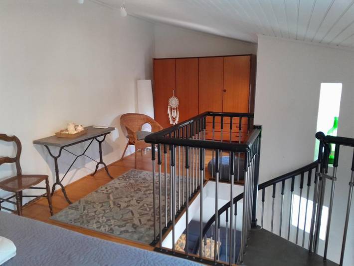 Gîte pour 3 personnes, avec vue et terrasse à Montfaucon (France) - 4