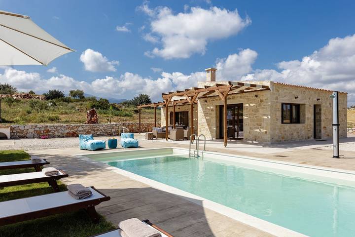 Unique Stonebuilt rural Retreat & private pool II in Rethymno en omgeving
