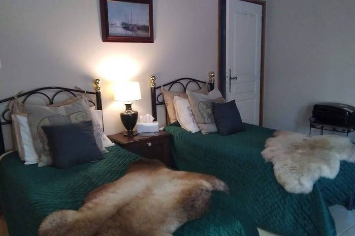 Chambre d’hôte pour 2 personnes à Isigny-le-Buat - 3