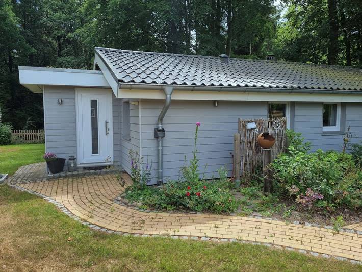 Paulsen: Ferienhaus mit eingezäuntem Garten und Kamin - Ferienhaus Paulsen in Silberstedt, Grünes Binnenland