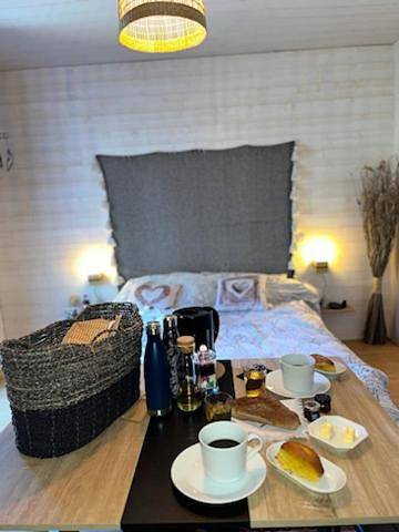 Location de vacances pour 2 personnes, avec piscine et jardin à Sillans-la-Cascade - 4