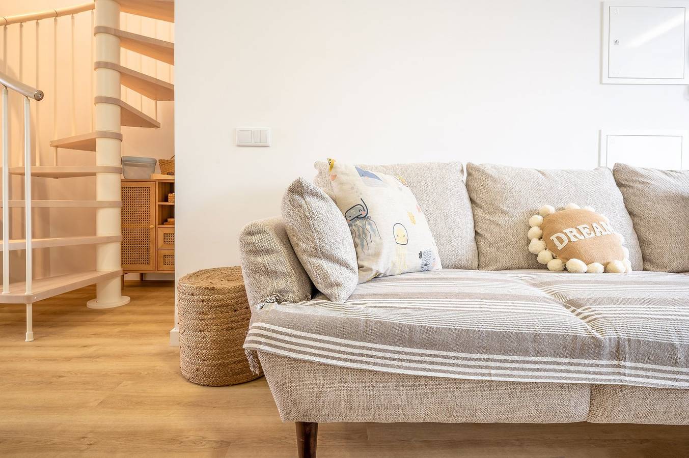 Apartamento entero, Guestready - Beachfront dream in Sesimbra in Praia da Califórnia, Sesimbra