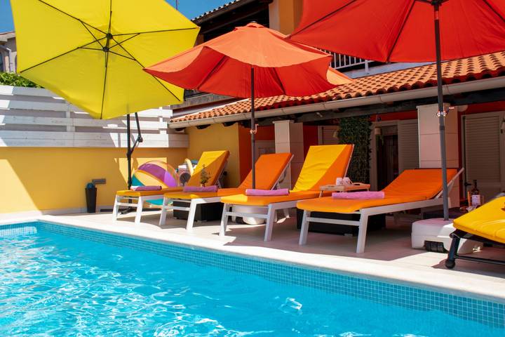 Holiday Villa Andja  with spa area and whirlpool in Banjole, Costa sur de Istria