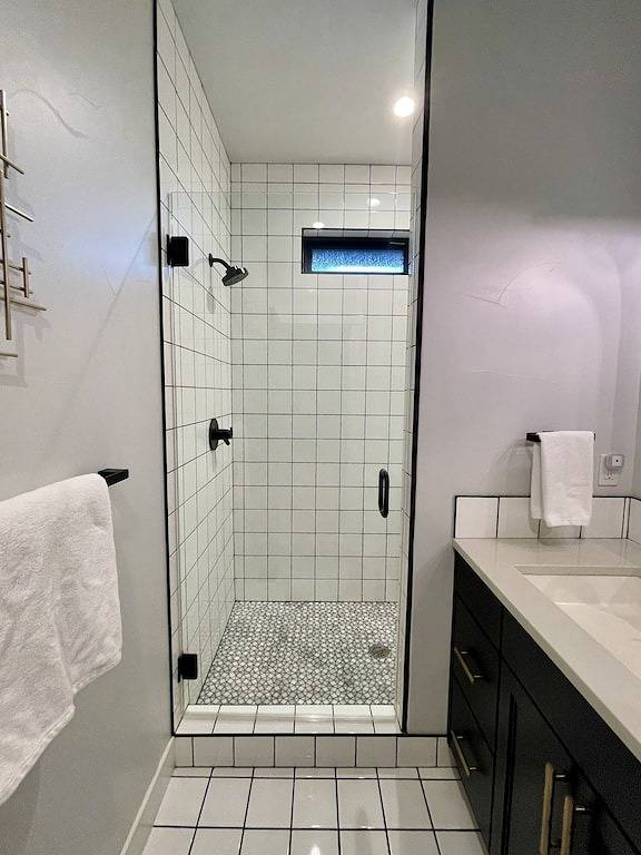 Private Modern Oasis • Hot Tub • Pikes Peak Views • Secluded in Colorado Springs, El Paso County (CO)