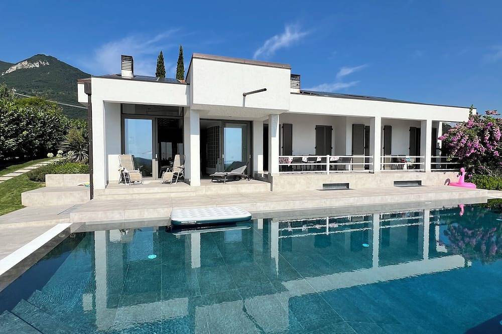 Vakantiewoning Villa Met Zwembad Op De Heuvel Van Salo 'Cir in Roè Volciano, Garda Bergen