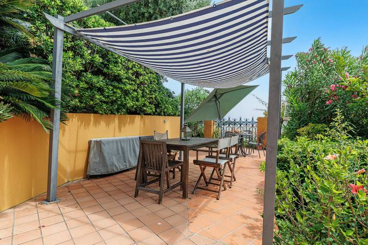 Gîte pour 2 personnes, avec vue sur l’océan et terrasse à Cap-d'Ail - 2