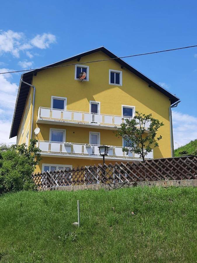 Hotel für 4 Personen, mit Garten und Whirlpool
