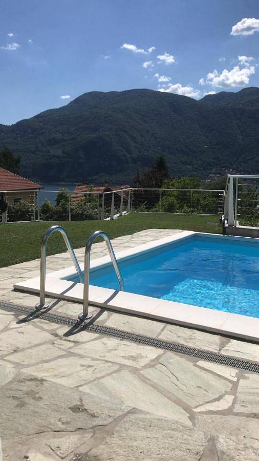 B&b per 2 persone, con Terrazza e Giardino nonché Piscina a Mandello del Lario