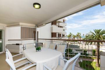 Apartment for 8 People in Salou, Costa Dorada, Photo 2
