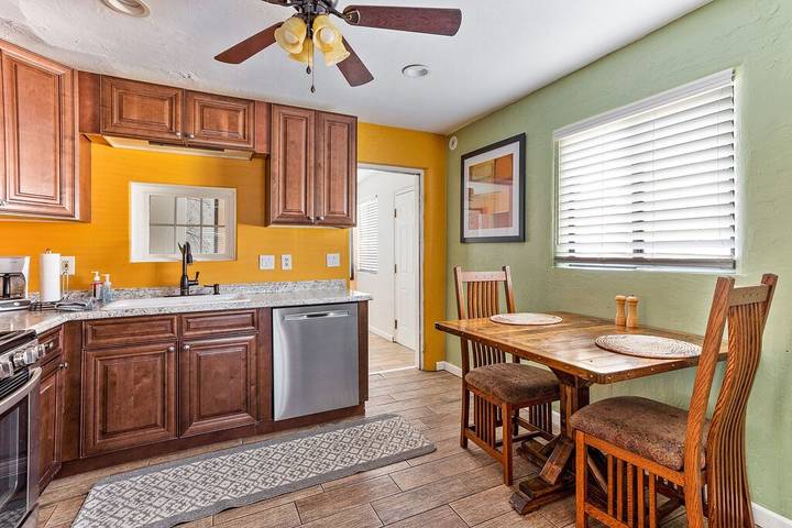 Vacation rental for 4 people, with garden in Tucson