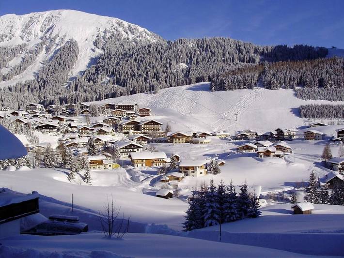 Ferienwohnung für 3 Personen, mit Garten und Ausblick in Berwang - 2