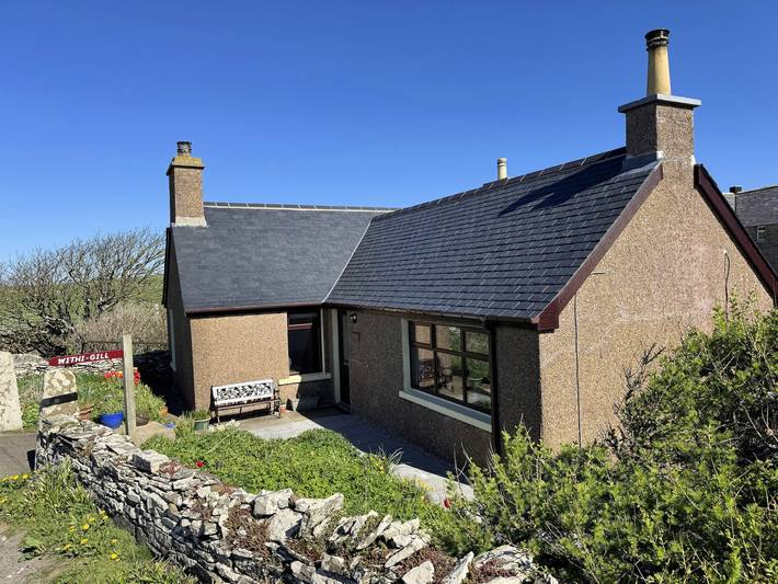 Cottage for 4 people, with Ocean view and Terrace as well as Garden in Orkney Islands