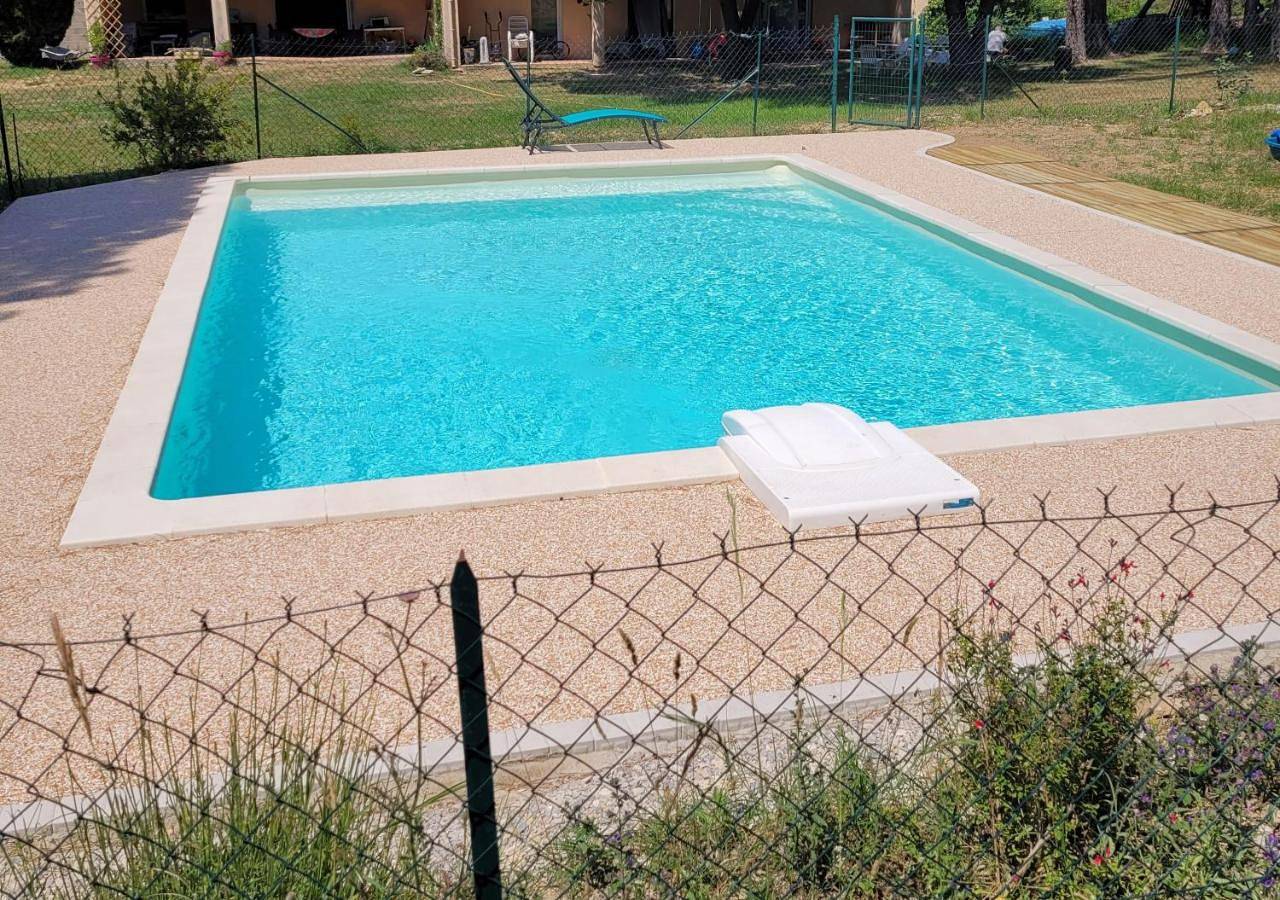 Appartement entier, Calourasso in Mondragon, Vaucluse