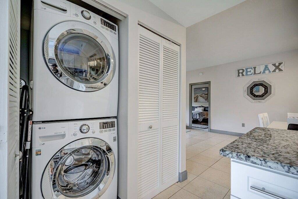 Ganze Wohnung, Jupiter Paradise - makellose Gehobenheit - erstklassige Lage - Strand / Meer / Sehenswürdigkeiten in Jupiter, Palm Beach County