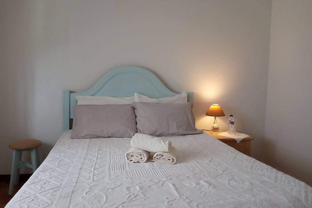 Casa de las flores 🏡🌻 in Santo Tirso, Couto (Santa Cristina e São Miguel) e Burgães, Distrito de Porto