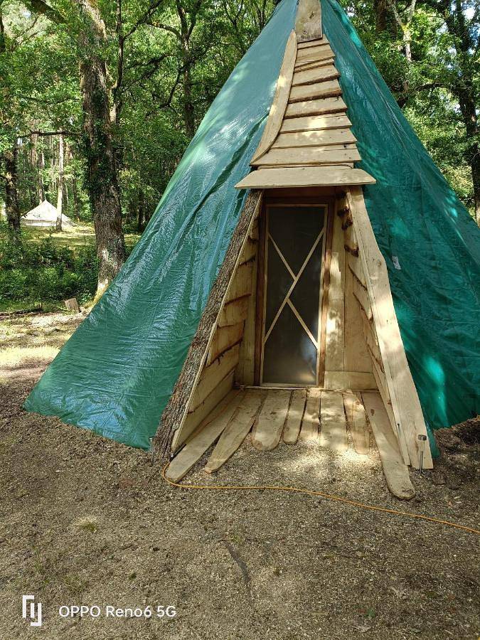 Tente pour 6 personnes, avec vue sur le lac ainsi que vue et terrasse dans la Creuse - 4