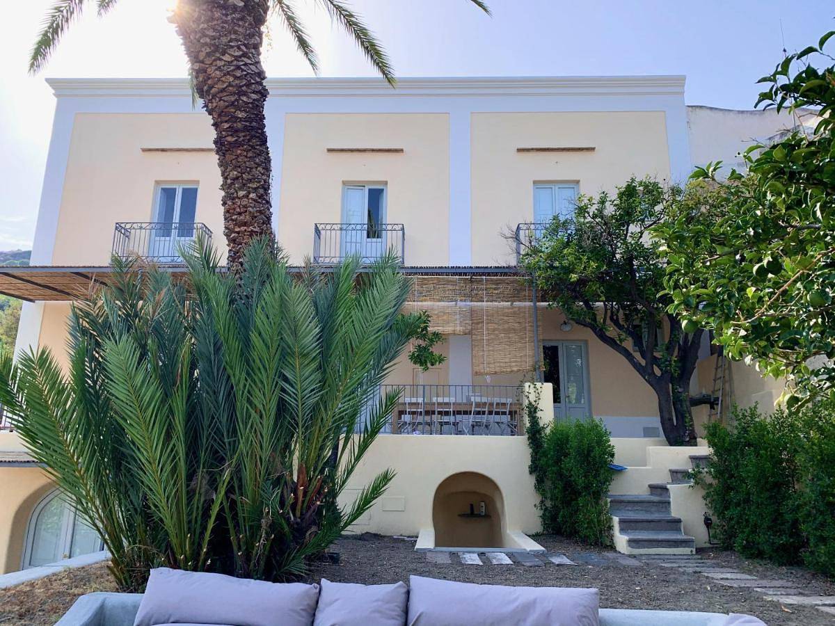 Three-Bedroom Villa in Santa Marina Salina, Salina