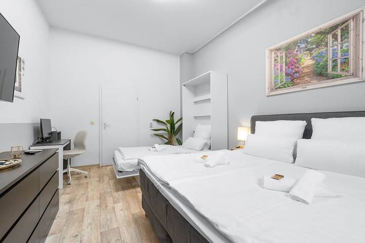 Appartement entier, Design loft, fully equipped, terrace, 2 min Duisburg central station in Homberg/Ruhrort/Baerl, Duisbourg