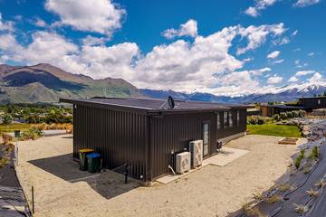 Holiday Home for 6 People in Wanaka, Otago, Photo 2