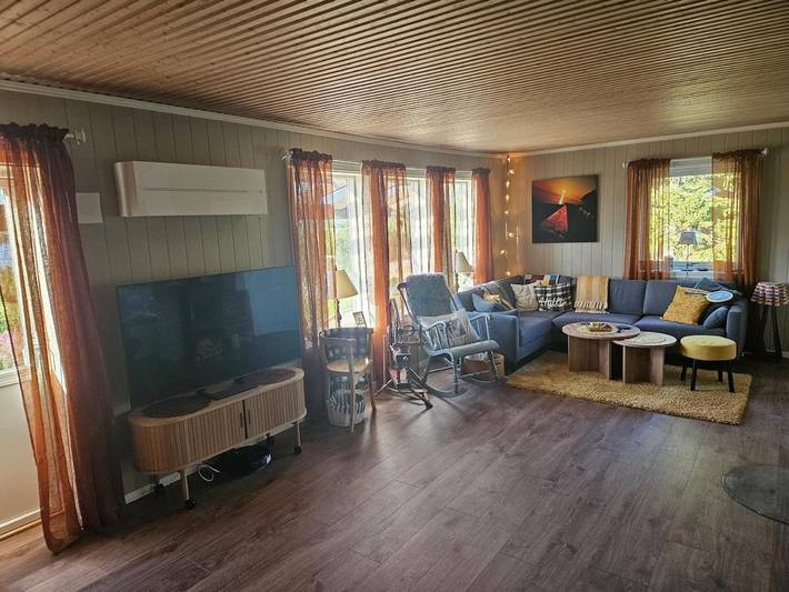 Ferienhaus für 4 Personen, mit Seeblick und Ausblick sowie Garten - 1