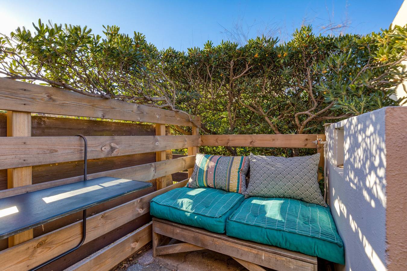 Estudio entero, Acogedor estudio con terraza privada cerca de la playa, ideal para vacaciones en pareja in Cap d'Agde, Agde