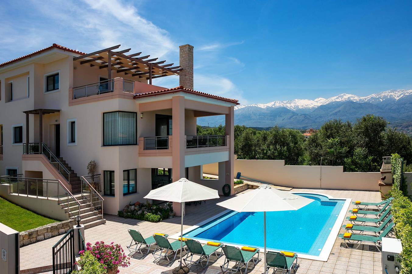Villa Katerina Pente by Villa Plus in Kalyves, Chania und Umgebung
