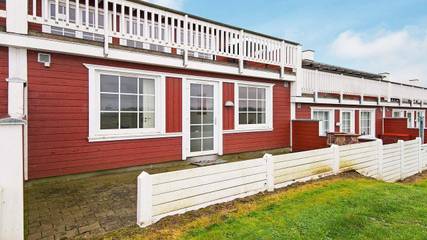 Ferienhaus für 7 Personen, mit Pool und Whirlpool sowie Terrasse und Sauna in Løjt