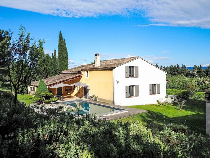 Location de vacances pour 6 personnes, avec jardin et piscine, animaux acceptés à Mallemort - 3