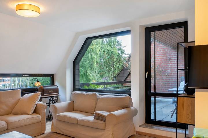 Ferienwohnung für 5 Personen, mit Seeblick und Balkon, mit Haustier