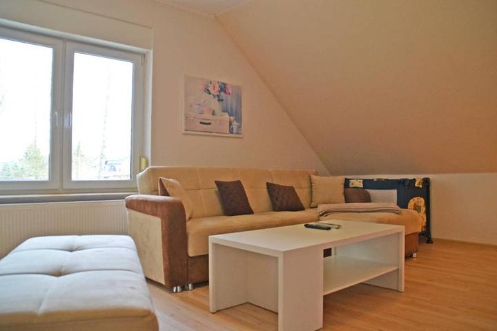 Ferienwohnung für 8 Personen, mit Garten in Schenkendöbern - 3