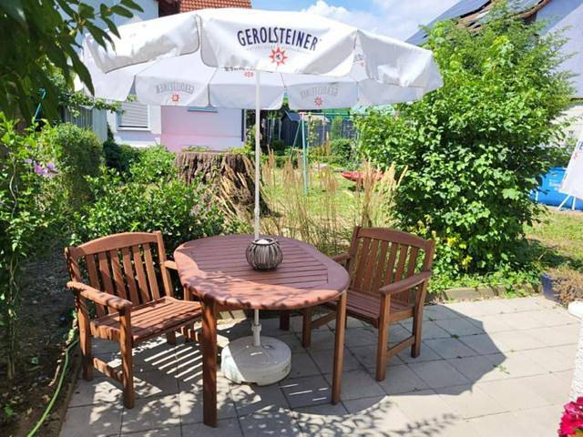 Ferienwohnung für 6 Personen, mit Terrasse und Garten in Hemsbach