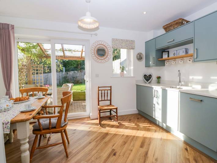 Log cabin for 5 people, with garden in Grange-over-Sands