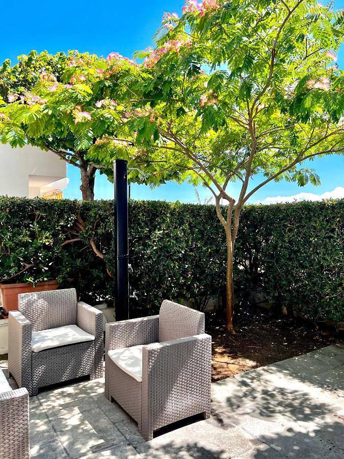 Casa vacanza per 5 persone, con giardino a Roca Vecchia